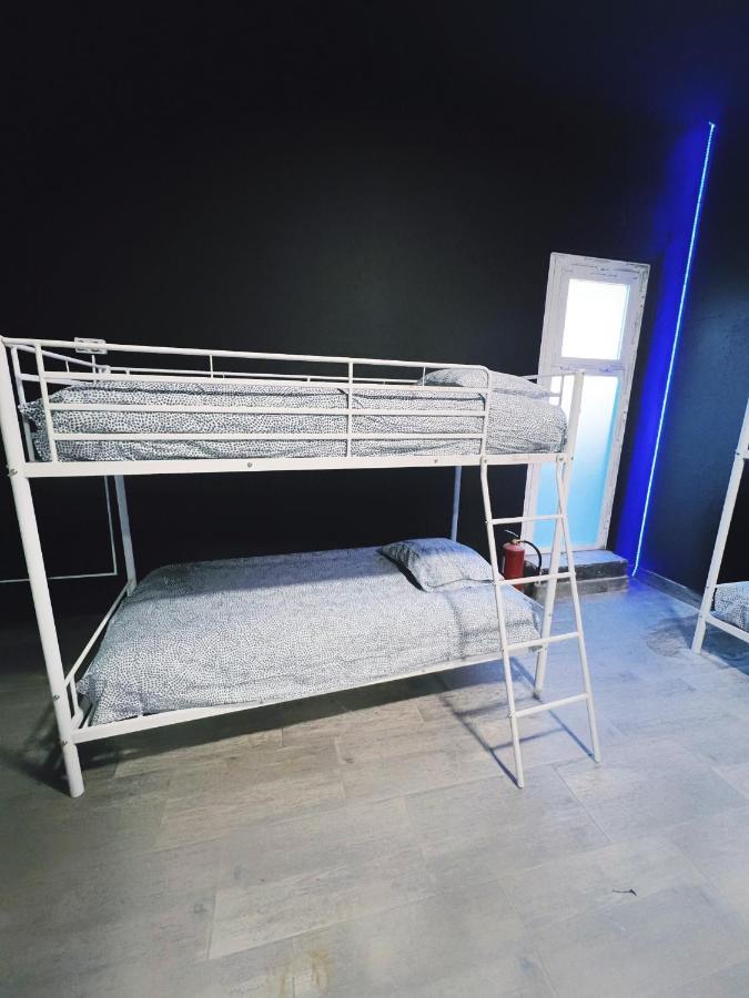 Rio Hostel Madrid Extérieur photo