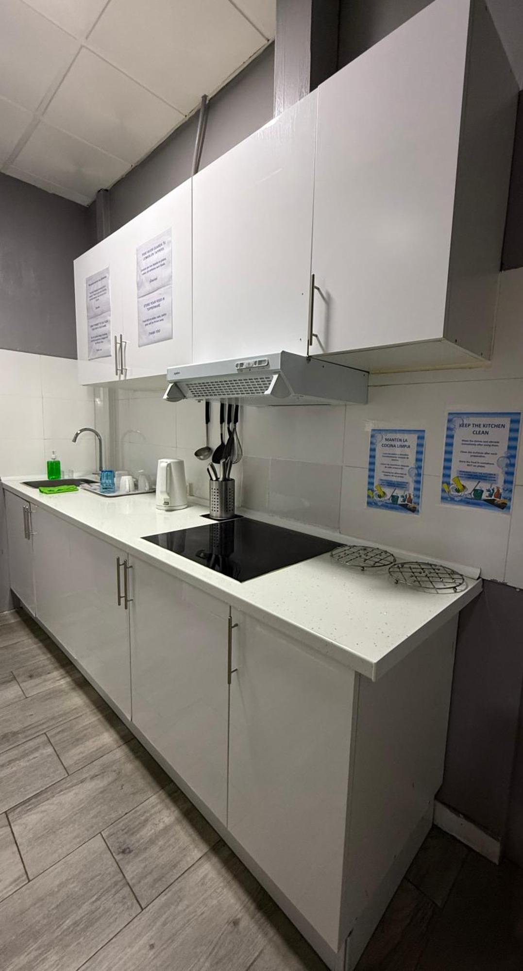 Rio Hostel Madrid Extérieur photo